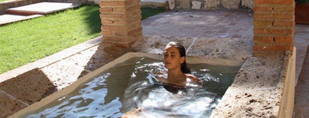 Villa Borri คาสเชียนา แตร์เม ภายนอก รูปภาพ